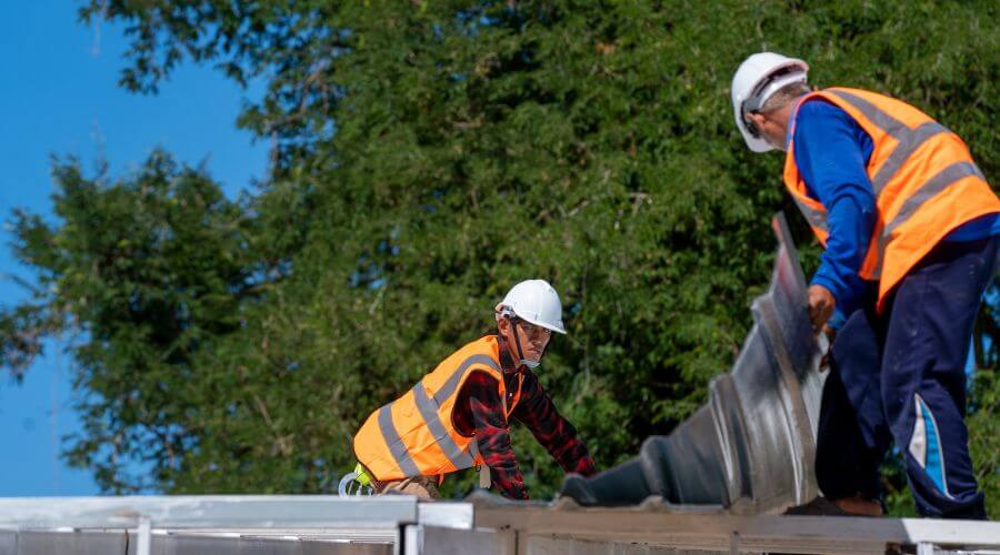 Professional residential roofers in Sussex, WI